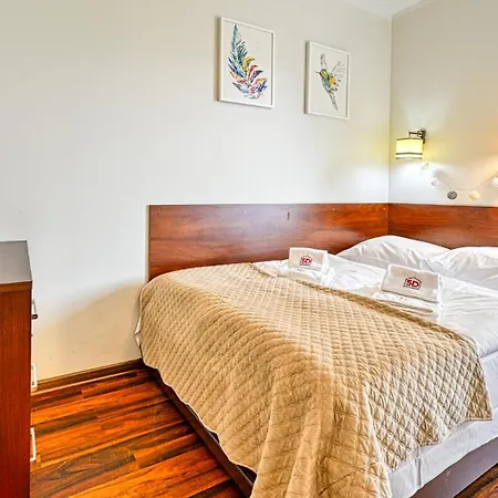 Dworcowa 8 Z Widokiem Na Szrenice - 5d 스클라르스카포렘바